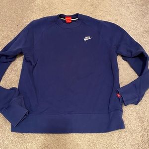 Nike crewneck